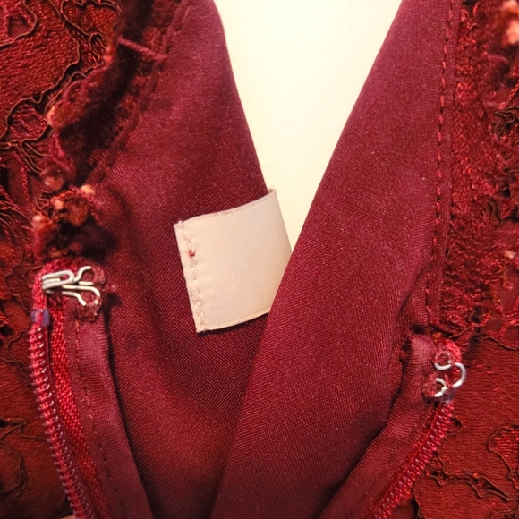 00P LOFT Burgundy Lace dress - Picture 7 of 10